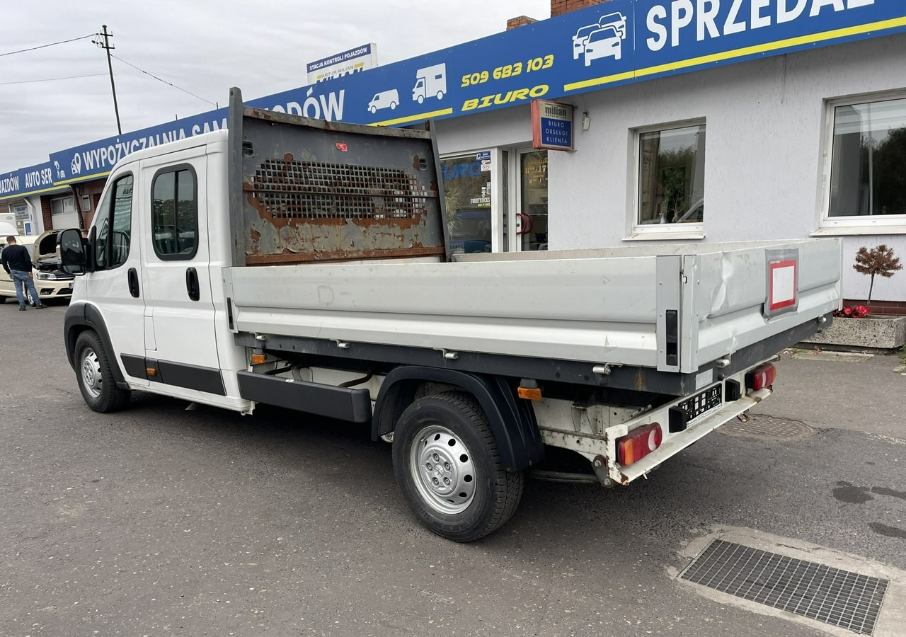 Peugeot Boxer Peugeot Boxer 2.0-130KM klima dokka Brygadówka doka 122tkm 2018 - Dostavno vozilo s ravnom platformom, Dostavno vozilo sa duplom kabinom: slika 1 Peugeot Boxer Peugeot Boxer 2.0-130KM klima dokka Brygadówka doka 122tkm 2018 - Dostavno vozilo s ravnom platformom, Dostavno vozilo sa duplom kabinom: slika 1