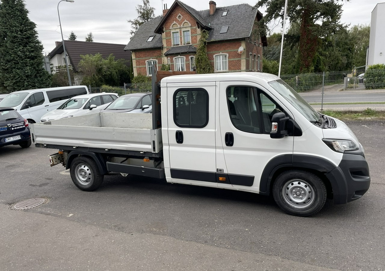 Peugeot Boxer Peugeot Boxer 2.0-130KM klima dokka Brygadówka doka 122tkm 2018 - Dostavno vozilo s ravnom platformom, Dostavno vozilo sa duplom kabinom: slika 2 Peugeot Boxer Peugeot Boxer 2.0-130KM klima dokka Brygadówka doka 122tkm 2018 - Dostavno vozilo s ravnom platformom, Dostavno vozilo sa duplom kabinom: slika 2