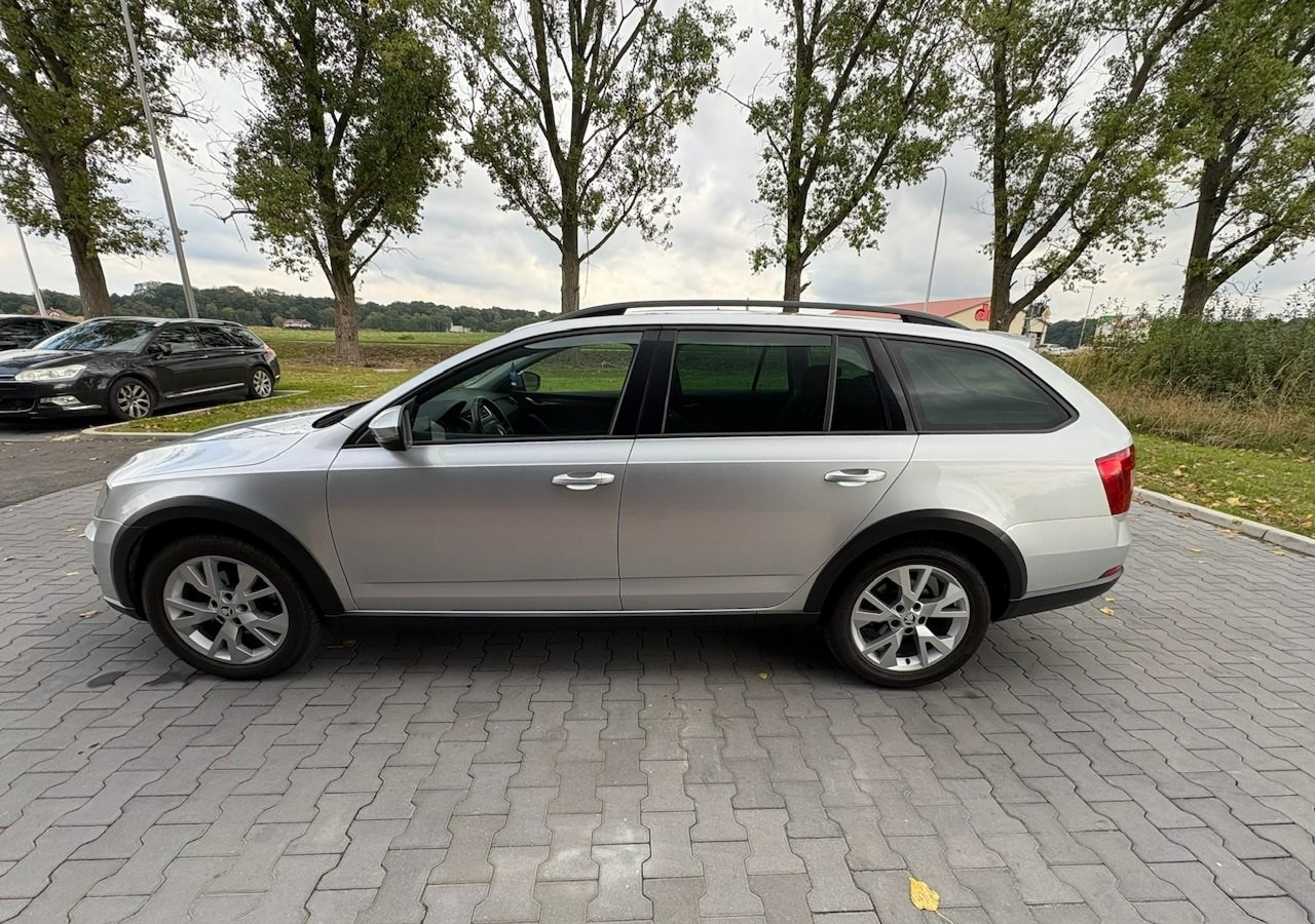 Automobil Skoda Octavia III Skoda Octavia 4X4 Scout 2.0 TDI -150KM Model 2017 Bezwypadkowa FV 23: slika 6