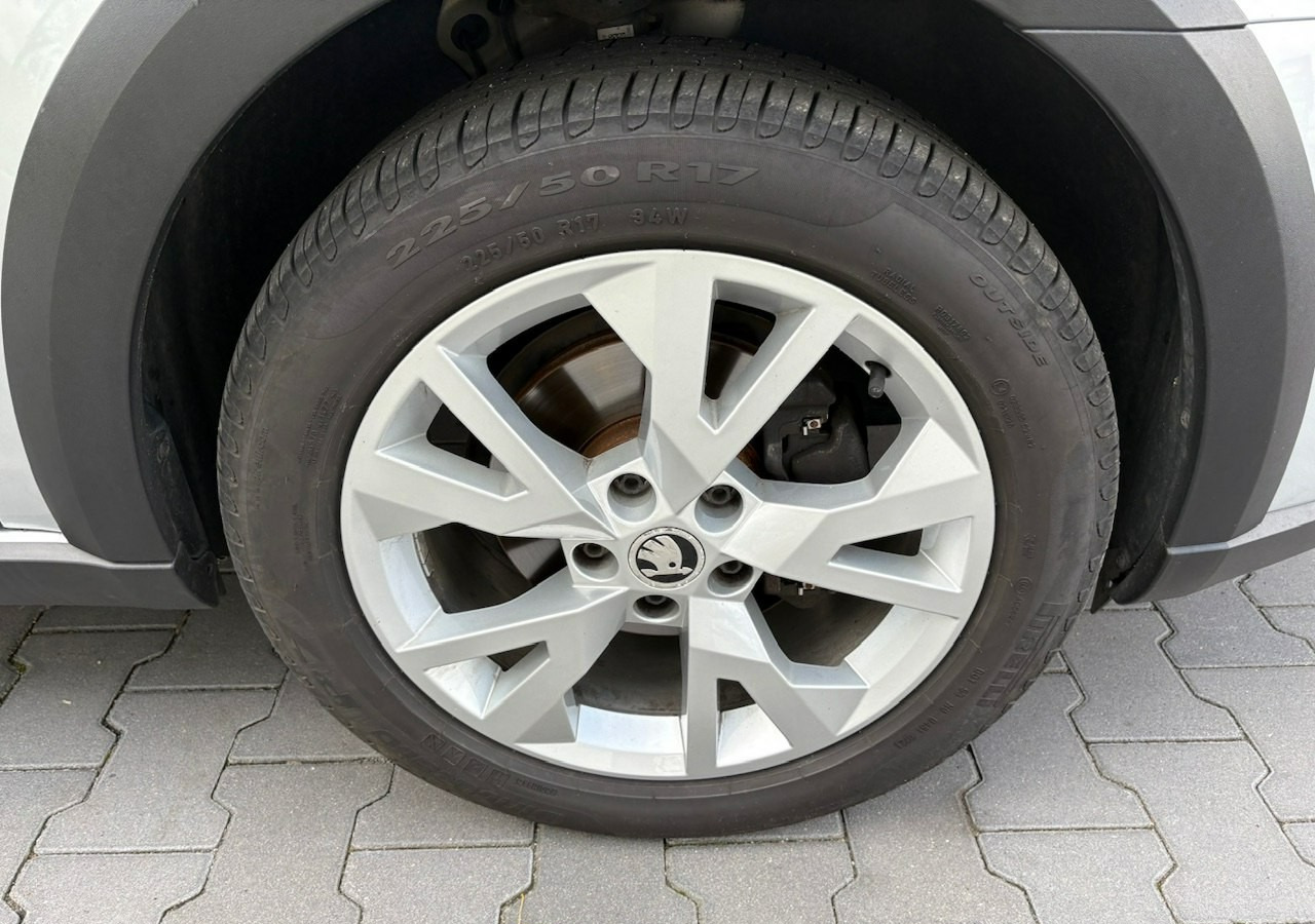 Automobil Skoda Octavia III Skoda Octavia 4X4 Scout 2.0 TDI -150KM Model 2017 Bezwypadkowa FV 23: slika 11
