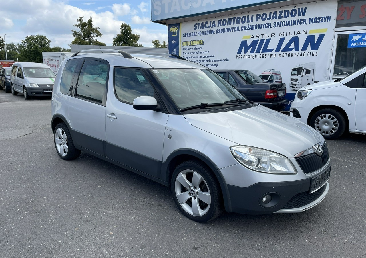 Skoda Roomster I Roomster Scout 1.6-16V Klima 2012 - Automobil: slika 3 Skoda Roomster I Roomster Scout 1.6-16V Klima 2012 - Automobil: slika 3