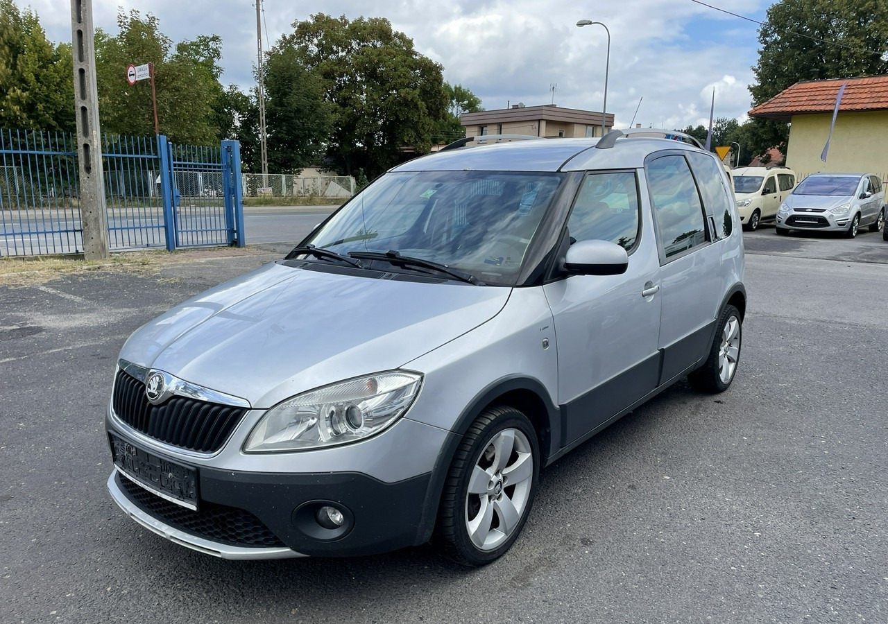 Skoda Roomster I Roomster Scout 1.6-16V Klima 2012 - Automobil: slika 1 Skoda Roomster I Roomster Scout 1.6-16V Klima 2012 - Automobil: slika 1