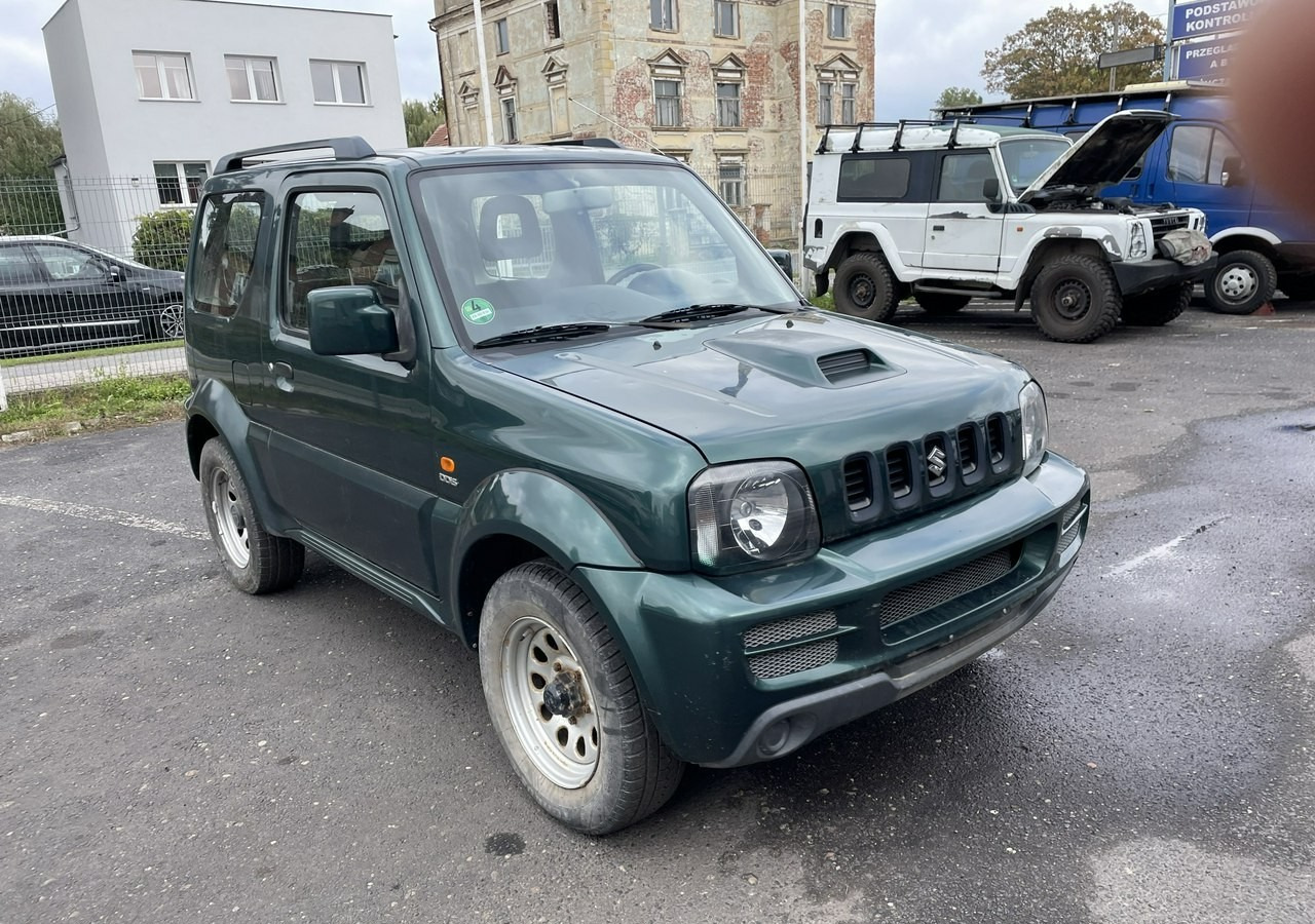 Suzuki Jimny Suzuki Jimny 1.5 Diesel 4X4 - SUV: slika 1 Suzuki Jimny Suzuki Jimny 1.5 Diesel 4X4 - SUV: slika 1