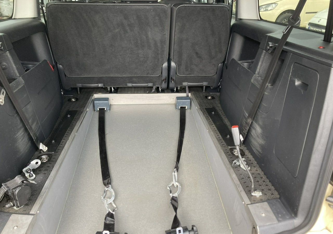 Volkswagen Caddy III Caddy 2.0 dla Niepełnosprawnych inwalida rampa Model 2020 Pfron - Automobil: slika 4 Volkswagen Caddy III Caddy 2.0 dla Niepełnosprawnych inwalida rampa Model 2020 Pfron - Automobil: slika 4