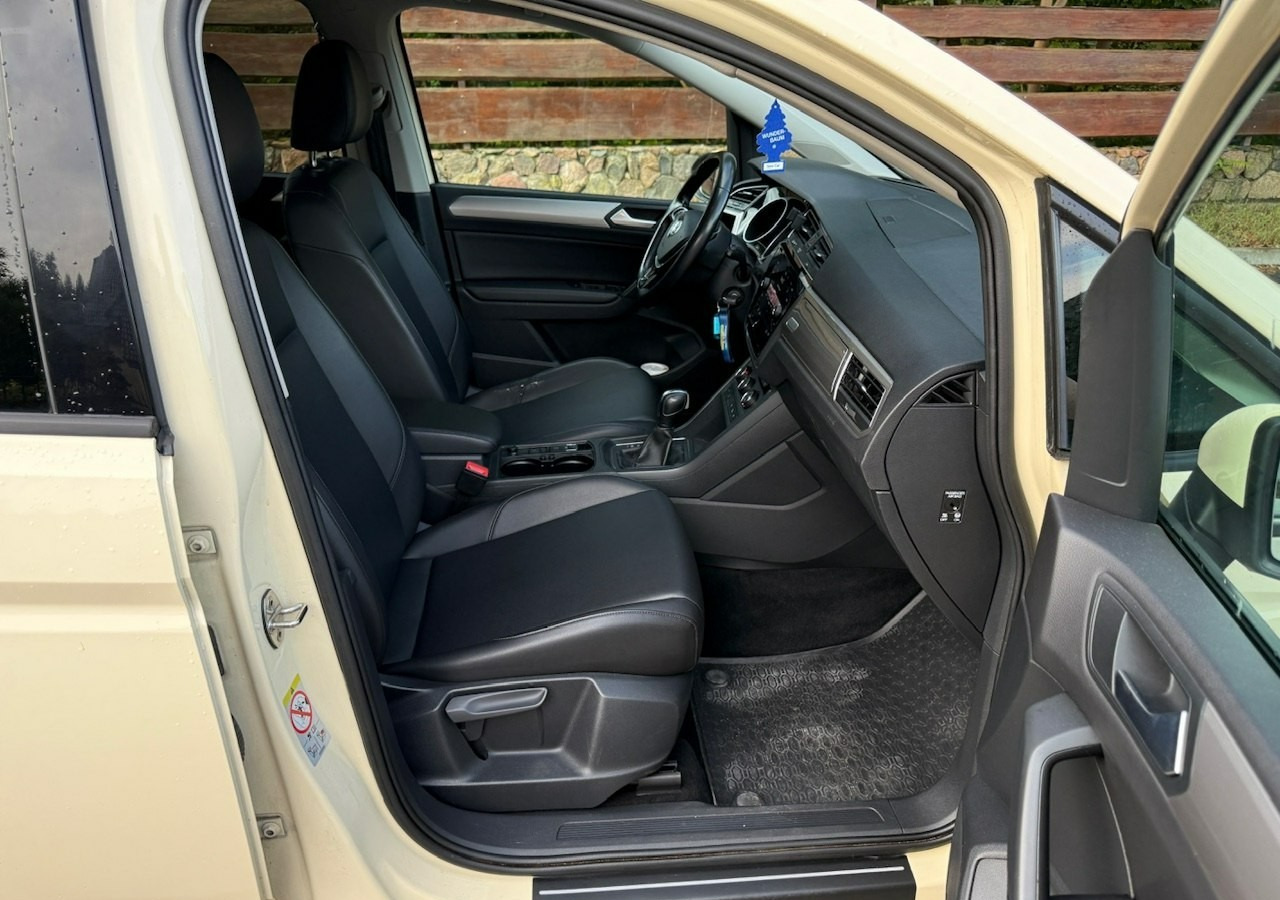 Karavan Volkswagen Touran III 2.0 TDI DSG 120 KM Automat 7osobowy Klima Skóra Full Serwis 2020: slika 8 Karavan Volkswagen Touran III 2.0 TDI DSG 120 KM Automat 7osobowy Klima Skóra Full Serwis 2020: slika 8