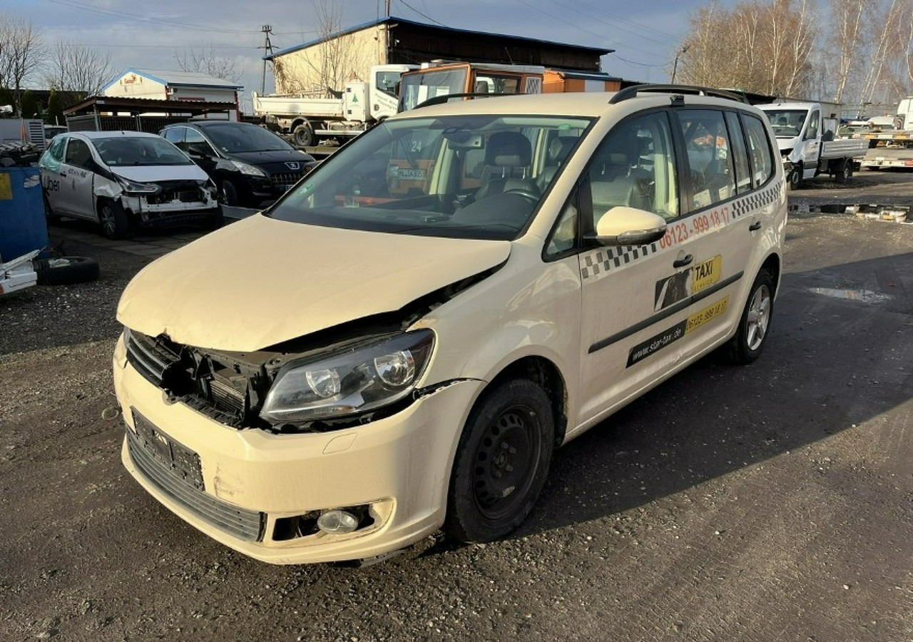 Volkswagen Touran III - Automobil: slika 2 Volkswagen Touran III - Automobil: slika 2