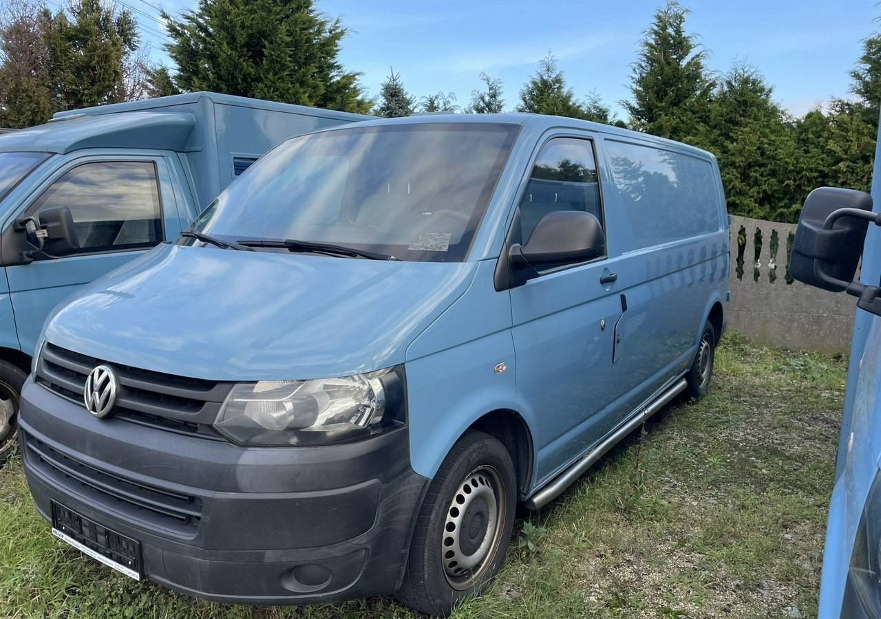 Volkswagen Transporter Trasporter T5 Bankowóz kuloodporny opancerzony 2015 - Kolekcionarsko vozilo: slika 1 Volkswagen Transporter Trasporter T5 Bankowóz kuloodporny opancerzony 2015 - Kolekcionarsko vozilo: slika 1