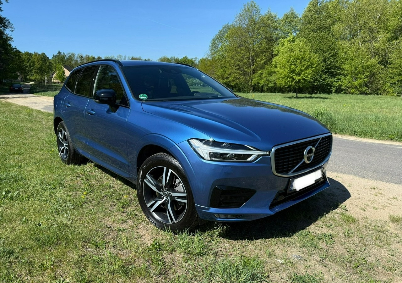 Volvo XC60 II XC60 R-design 2.0D5 235KM Automat Navi Kamery360 Panorama HAK Harman - SUV: slika 1 Volvo XC60 II XC60 R-design 2.0D5 235KM Automat Navi Kamery360 Panorama HAK Harman - SUV: slika 1