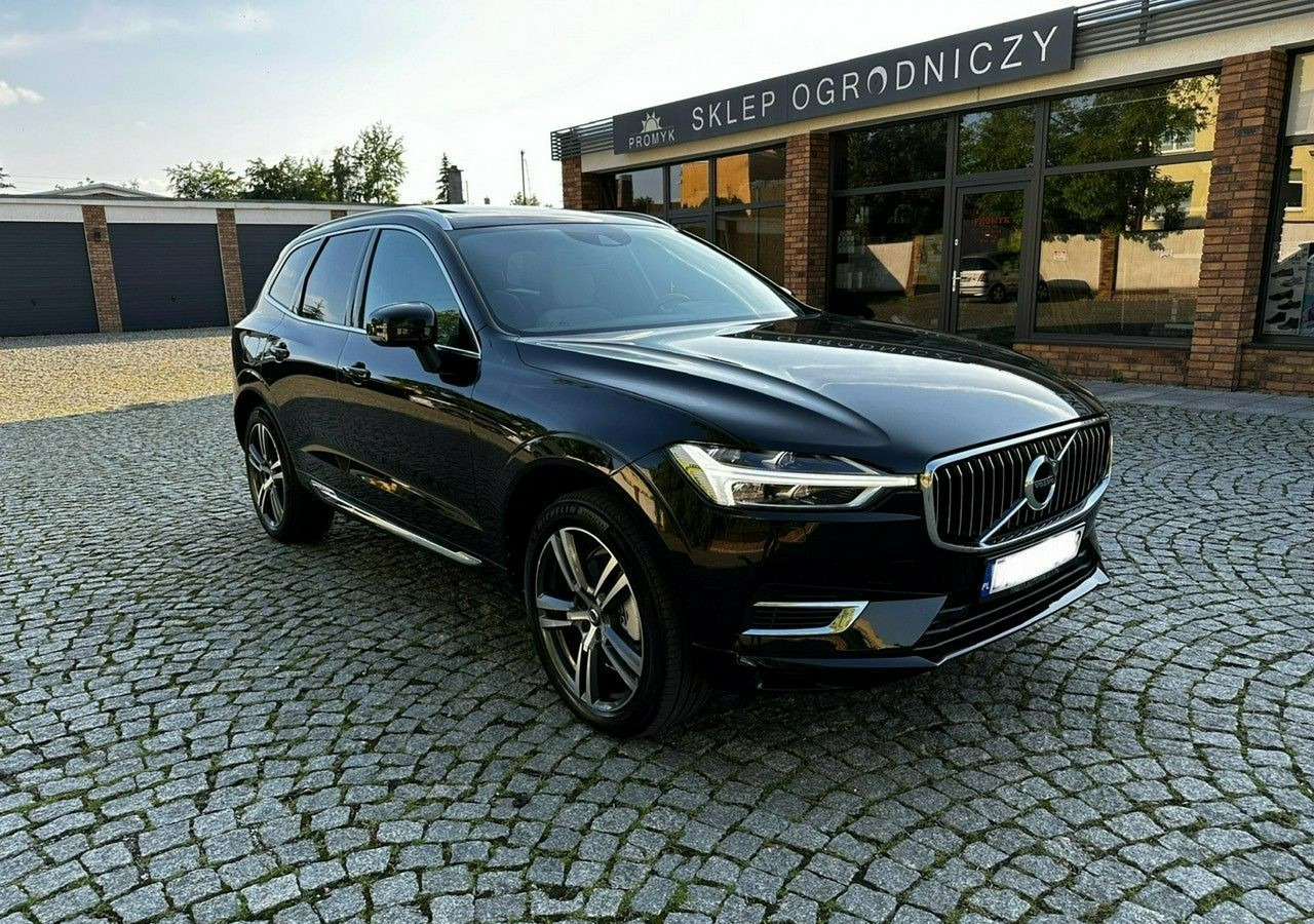 Volvo XC60 II XC60 Recharge Hybryda Plug-in 2.0T8 390KM Inscription Faktura Vat 23 - SUV: slika 1 Volvo XC60 II XC60 Recharge Hybryda Plug-in 2.0T8 390KM Inscription Faktura Vat 23 - SUV: slika 1