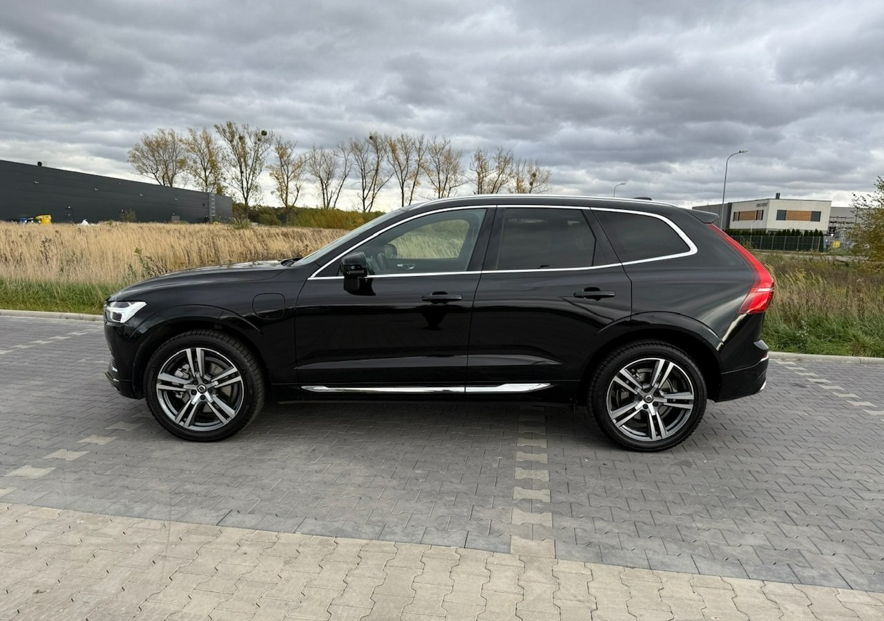Volvo XC60 II XC60 Recharge Hybryda Plug-in 2.0T8 390KM Inscription Faktura Vat 23 - SUV: slika 3 Volvo XC60 II XC60 Recharge Hybryda Plug-in 2.0T8 390KM Inscription Faktura Vat 23 - SUV: slika 3