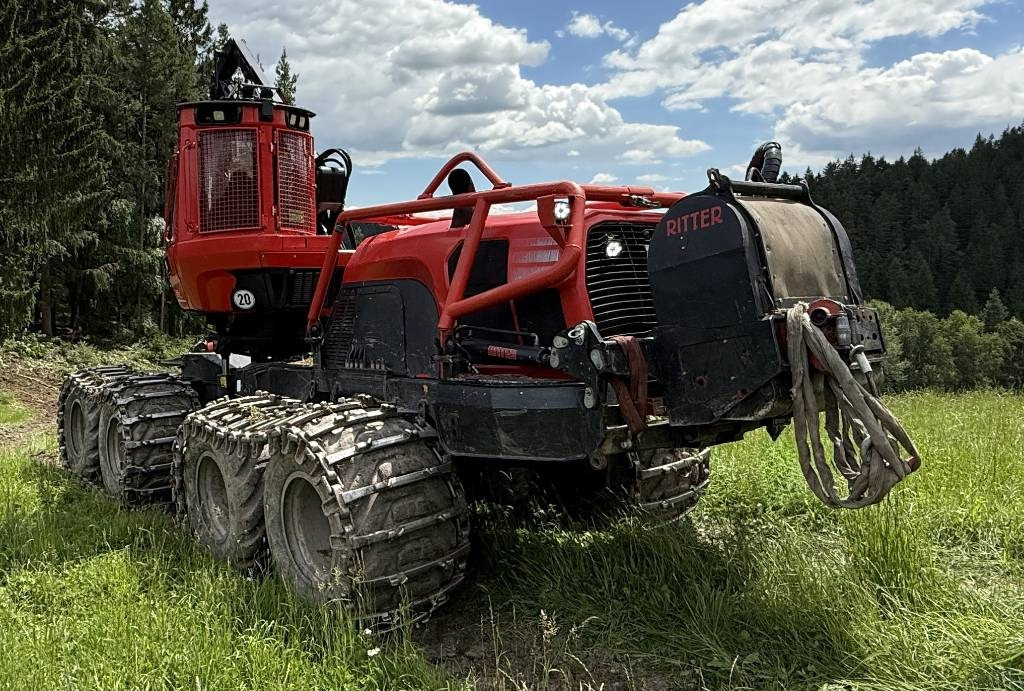 Komatsu 931XC - Kombajn za šumarstvo: slika 2 Komatsu 931XC - Kombajn za šumarstvo: slika 2