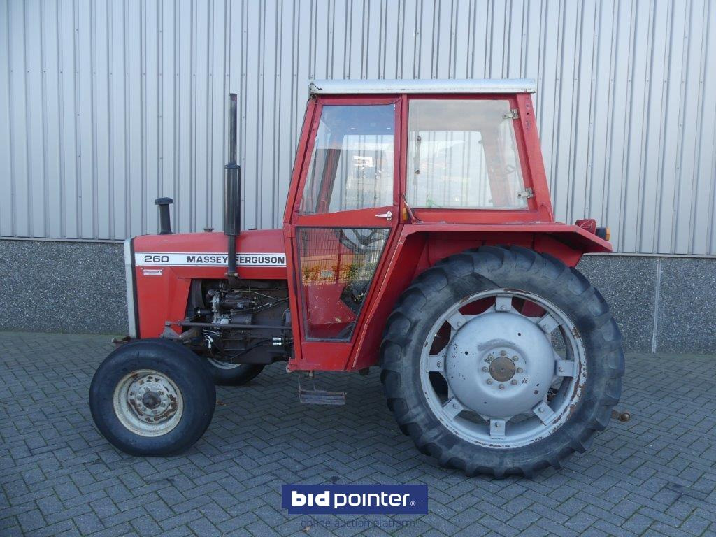 Massey Ferguson 260 with 4226 Hours and powersteering - Traktor: slika 3 Massey Ferguson 260 with 4226 Hours and powersteering - Traktor: slika 3