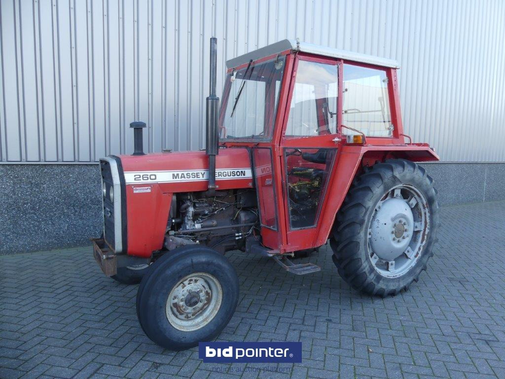 Massey Ferguson 260 with 4226 Hours and powersteering - Traktor: slika 1 Massey Ferguson 260 with 4226 Hours and powersteering - Traktor: slika 1