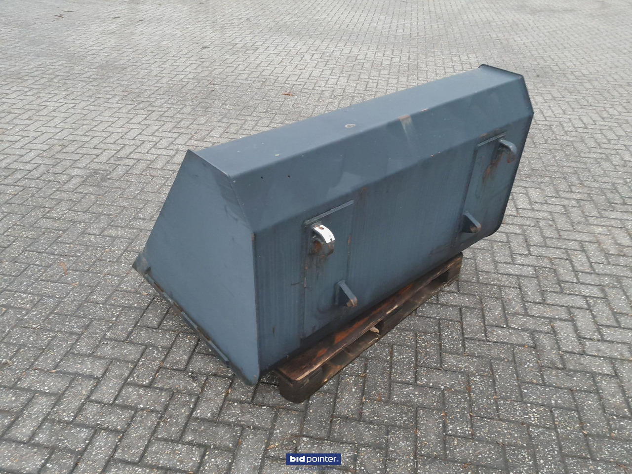 Volumebak  shovel traktor - Utovarna kašika: slika 2 Volumebak  shovel traktor - Utovarna kašika: slika 2
