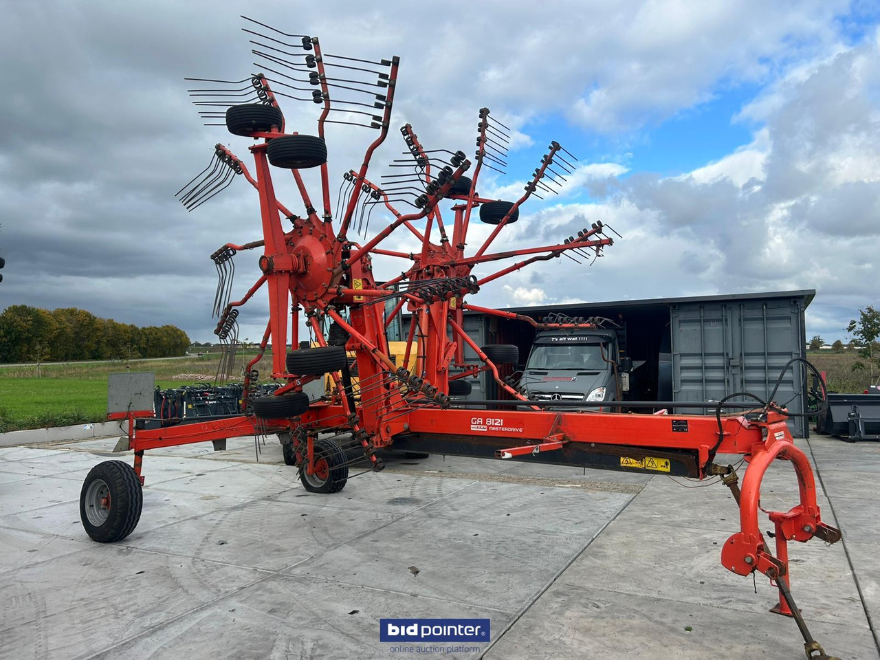 Prevrtač/ Grabuljač kuhn GA8121: slika 7 Prevrtač/ Grabuljač kuhn GA8121: slika 7