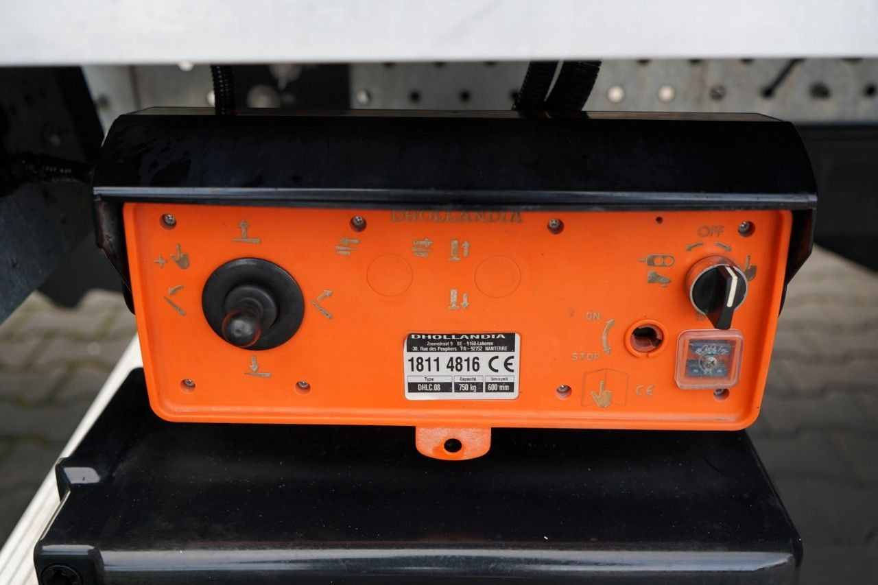 Dostavno vozilo hladnjača Ford TRANSIT / KONTENER - 4,2 M / WINDA DHOLLANDIA: slika 20 Dostavno vozilo hladnjača Ford TRANSIT / KONTENER - 4,2 M / WINDA DHOLLANDIA: slika 20