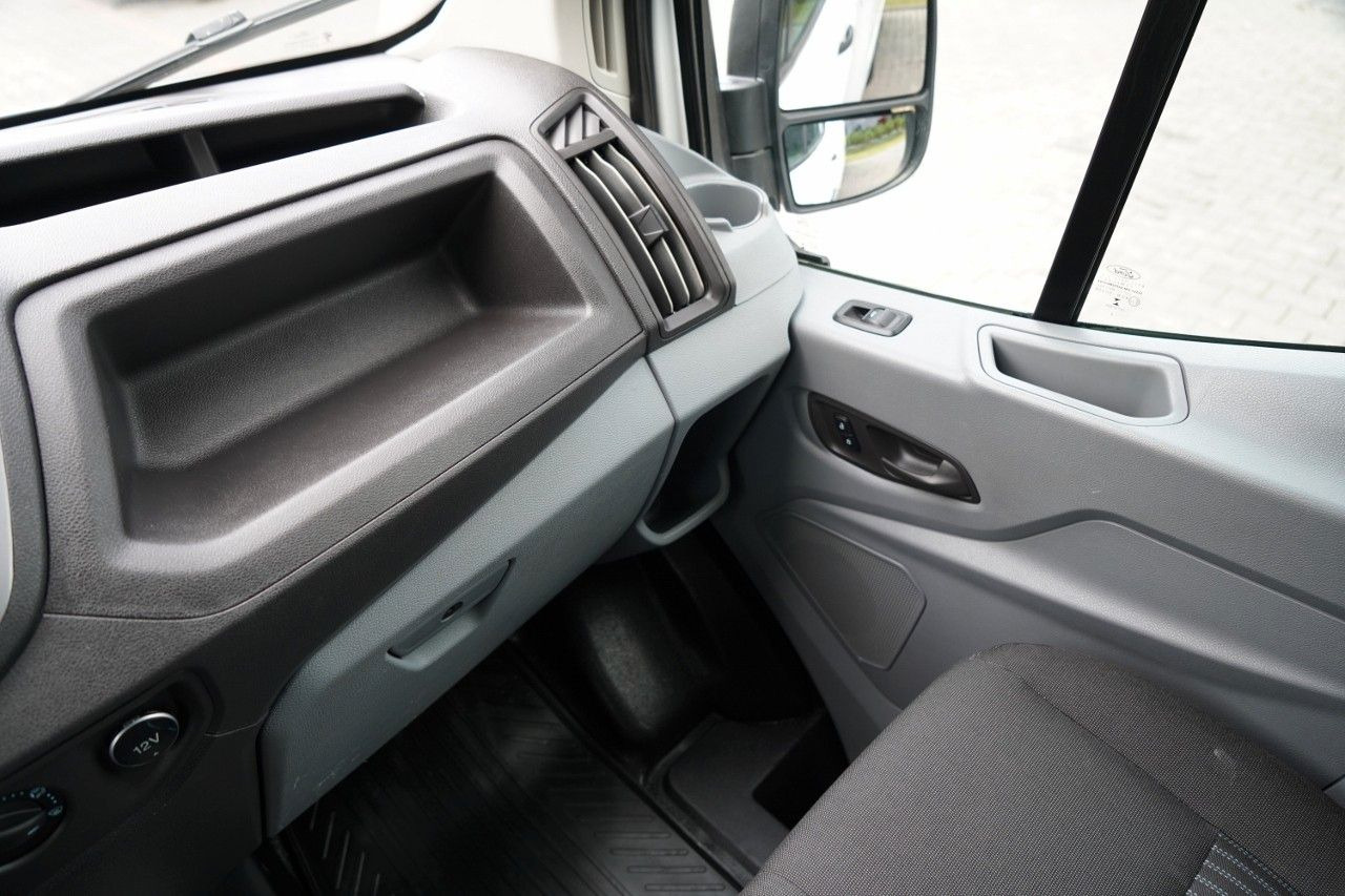 Dostavno vozilo hladnjača Ford TRANSIT / KONTENER - 4,2 M / WINDA DHOLLANDIA: slika 31 Dostavno vozilo hladnjača Ford TRANSIT / KONTENER - 4,2 M / WINDA DHOLLANDIA: slika 31