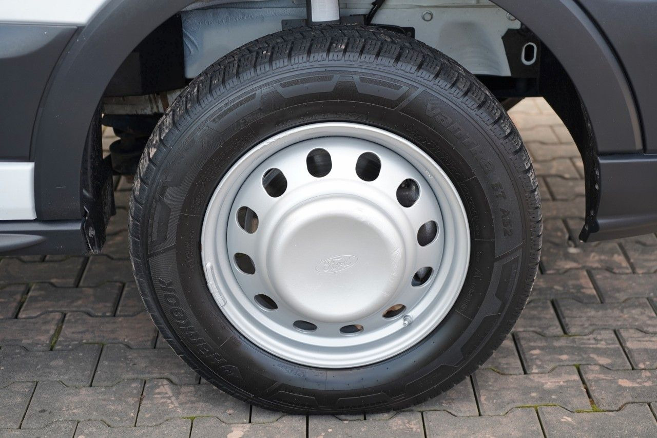 Dostavno vozilo hladnjača Ford TRANSIT / KONTENER - 4,2 M / WINDA DHOLLANDIA: slika 16 Dostavno vozilo hladnjača Ford TRANSIT / KONTENER - 4,2 M / WINDA DHOLLANDIA: slika 16