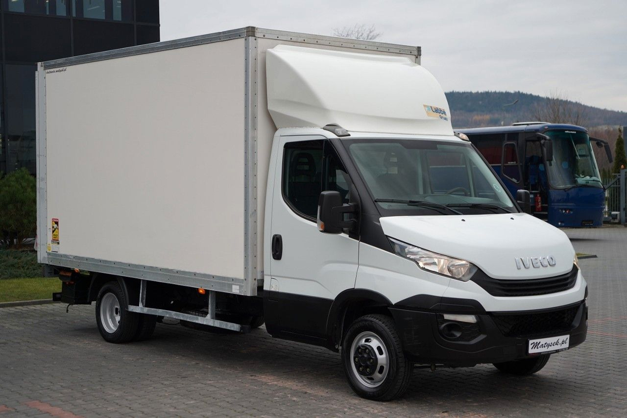 Iveco DAILY 35-140 / KONTENER 4,2 M / WINDA / BLIŹNIAK - Dostavno vozilo hladnjača: slika 3 Iveco DAILY 35-140 / KONTENER 4,2 M / WINDA / BLIŹNIAK - Dostavno vozilo hladnjača: slika 3