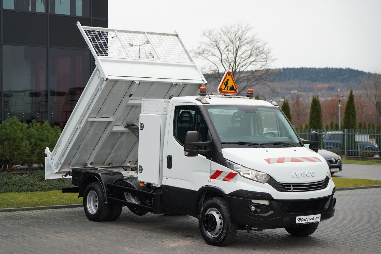 Iveco DAILY 70-180 / WYWROTKA TYLNOZSYPOWA / DMC 7 TON - Dostavno vozilo kiper: slika 4 Iveco DAILY 70-180 / WYWROTKA TYLNOZSYPOWA / DMC 7 TON - Dostavno vozilo kiper: slika 4