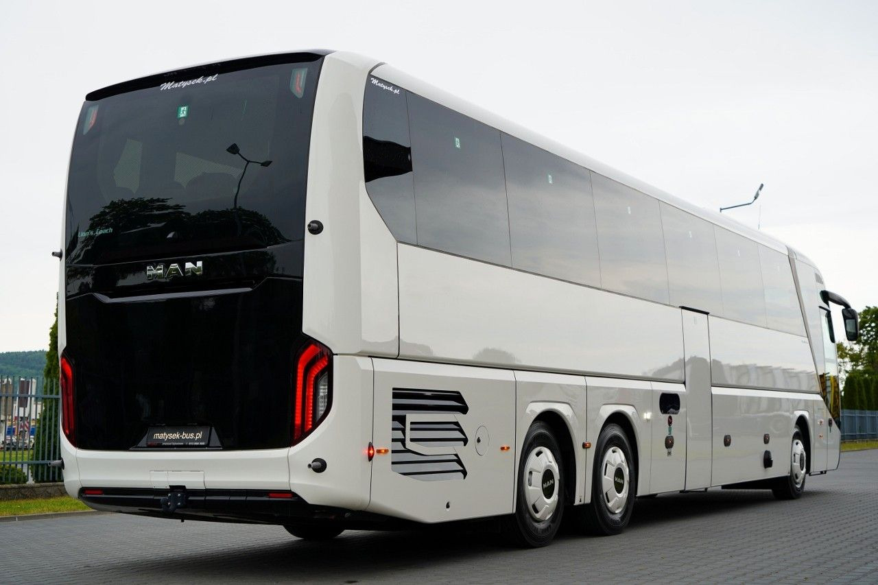 MAN LIONS COACH R08 / EURO 6 / FABRYCZNIE NOWY / DOS - Turistički autobus: slika 4 MAN LIONS COACH R08 / EURO 6 / FABRYCZNIE NOWY / DOS - Turistički autobus: slika 4