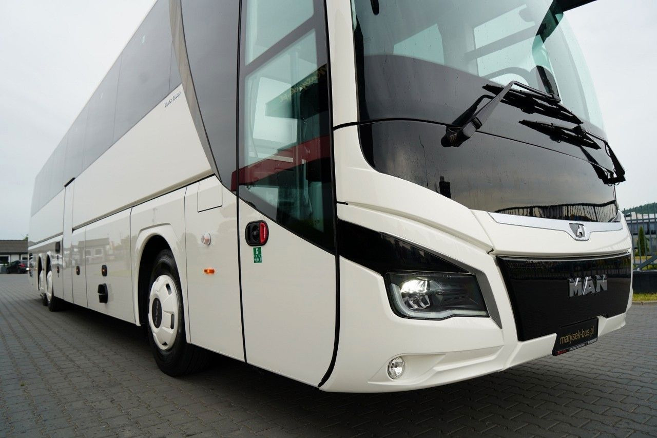 MAN LIONS COACH R08 / EURO 6 / FABRYCZNIE NOWY / DOS - Turistički autobus: slika 5 MAN LIONS COACH R08 / EURO 6 / FABRYCZNIE NOWY / DOS - Turistički autobus: slika 5