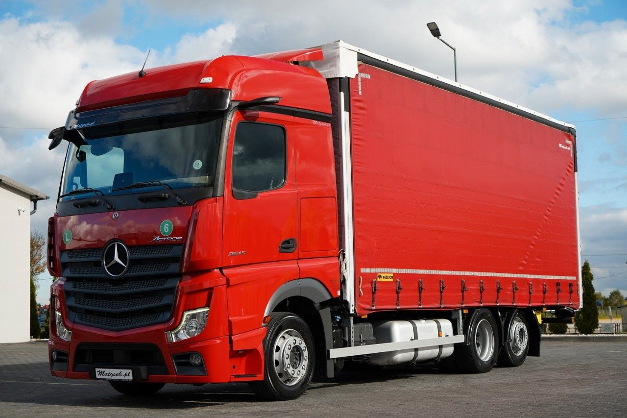 Mercedes-Benz ACTROS 2545 / SOLÓWKA  / 6x2 / OŚ PODNOSZONA / B - Kamion sa ceradom: slika 1 Mercedes-Benz ACTROS 2545 / SOLÓWKA  / 6x2 / OŚ PODNOSZONA / B - Kamion sa ceradom: slika 1
