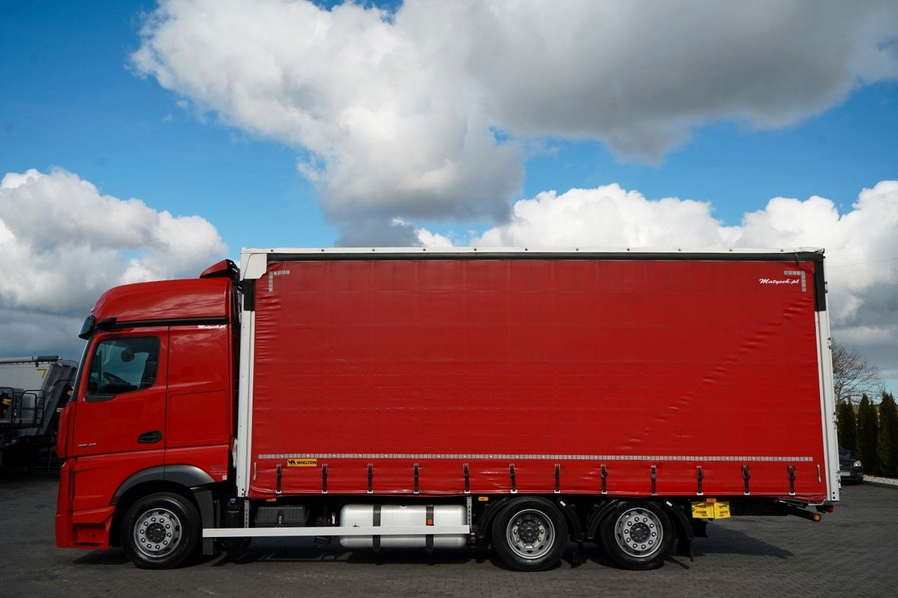 Mercedes-Benz ACTROS 2545 / SOLÓWKA  / 6x2 / OŚ PODNOSZONA / B - Kamion sa ceradom: slika 2 Mercedes-Benz ACTROS 2545 / SOLÓWKA  / 6x2 / OŚ PODNOSZONA / B - Kamion sa ceradom: slika 2