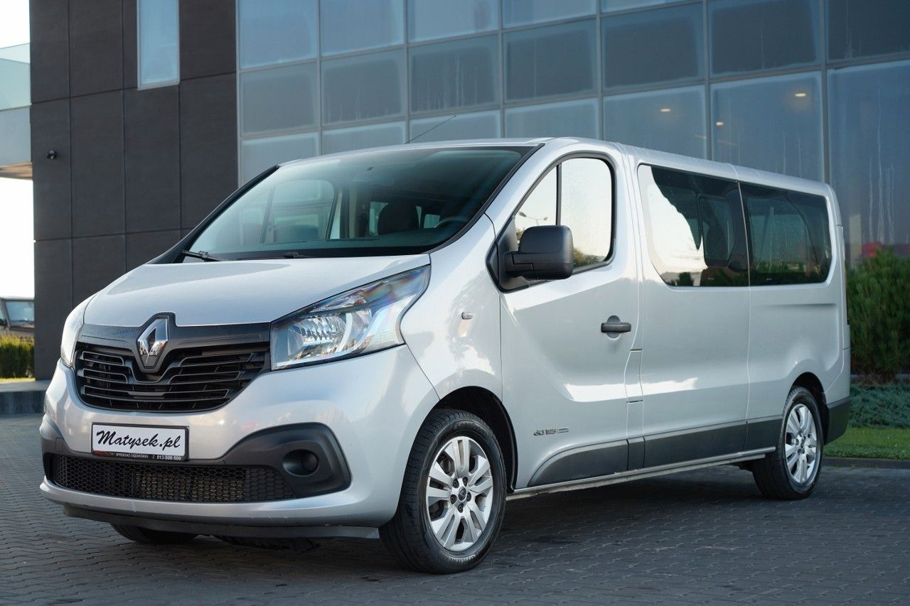 Renault TRAFIC 125 DCI / BUS / 9 MIEJSC / 2017 ROK / PO - Putnički kombi: slika 1 Renault TRAFIC 125 DCI / BUS / 9 MIEJSC / 2017 ROK / PO - Putnički kombi: slika 1