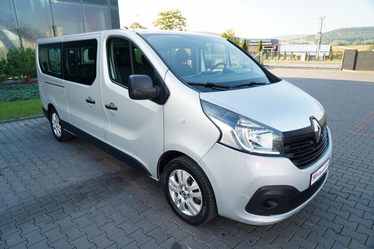 Renault TRAFIC 125 DCI / BUS / 9 MIEJSC / 2017 ROK / PO - Putnički kombi: slika 5 Renault TRAFIC 125 DCI / BUS / 9 MIEJSC / 2017 ROK / PO - Putnički kombi: slika 5
