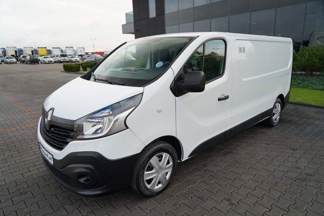 Renault TRAFIC / BLASZAK / ZABUDOWA WARSZTATOWA / MANUA - Mali kombi: slika 2 Renault TRAFIC / BLASZAK / ZABUDOWA WARSZTATOWA / MANUA - Mali kombi: slika 2