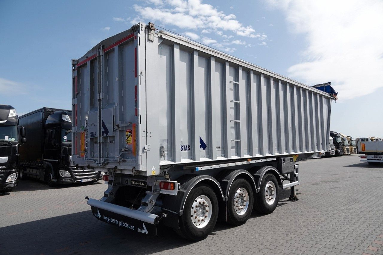 Stas WYWROTKA 43 m3 / ALUMINIOWA / OŚ PODNOSZONA / - Poluprikolica istovarivača: slika 4 Stas WYWROTKA 43 m3 / ALUMINIOWA / OŚ PODNOSZONA / - Poluprikolica istovarivača: slika 4