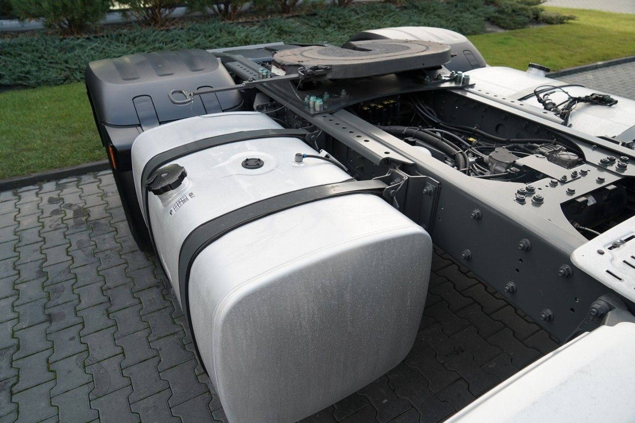 Tegljač DAF XF 480 / SUPER SPACE CAB / 2021 ROK: slika 17 Tegljač DAF XF 480 / SUPER SPACE CAB / 2021 ROK: slika 17