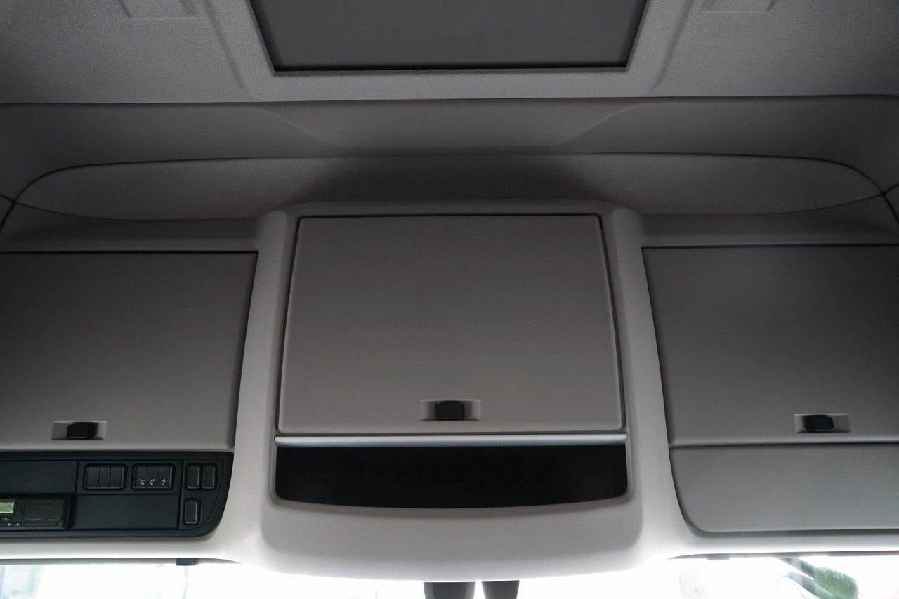 Tegljač DAF XF 480 / SUPER SPACE CAB / 2021 ROK: slika 33 Tegljač DAF XF 480 / SUPER SPACE CAB / 2021 ROK: slika 33