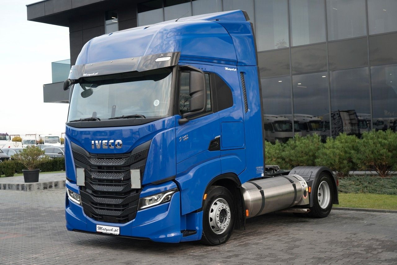 Iveco S-WAY / 460 / RETARDER / LNG / - Tegljač: slika 2 Iveco S-WAY / 460 / RETARDER / LNG / - Tegljač: slika 2