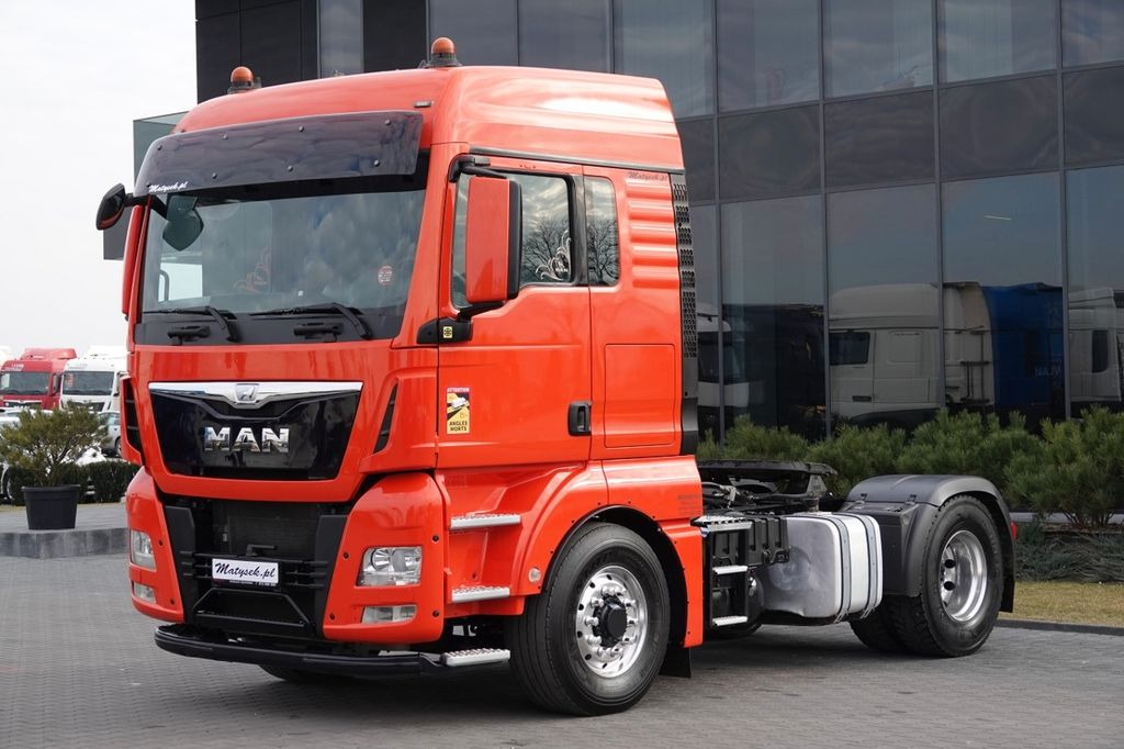 MAN TGX 18.440 / 4x4 / HYDRAULIKA / HYDRODRIVE / EUR MAN TGX 18.440 / 4x4 / HYDRAULIKA / HYDRODRIVE / EUR - Tegljač: slika 2 MAN TGX 18.440 / 4x4 / HYDRAULIKA / HYDRODRIVE / EUR MAN TGX 18.440 / 4x4 / HYDRAULIKA / HYDRODRIVE / EUR - Tegljač: slika 2