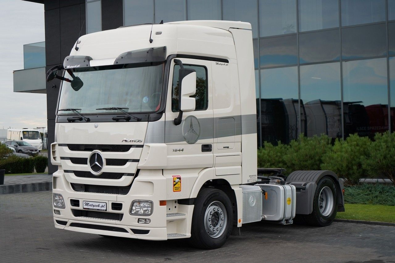 Mercedes-Benz ACTROS 1844 / HYDRAULIKA / 2010 / - Tegljač: slika 4 Mercedes-Benz ACTROS 1844 / HYDRAULIKA / 2010 / - Tegljač: slika 4