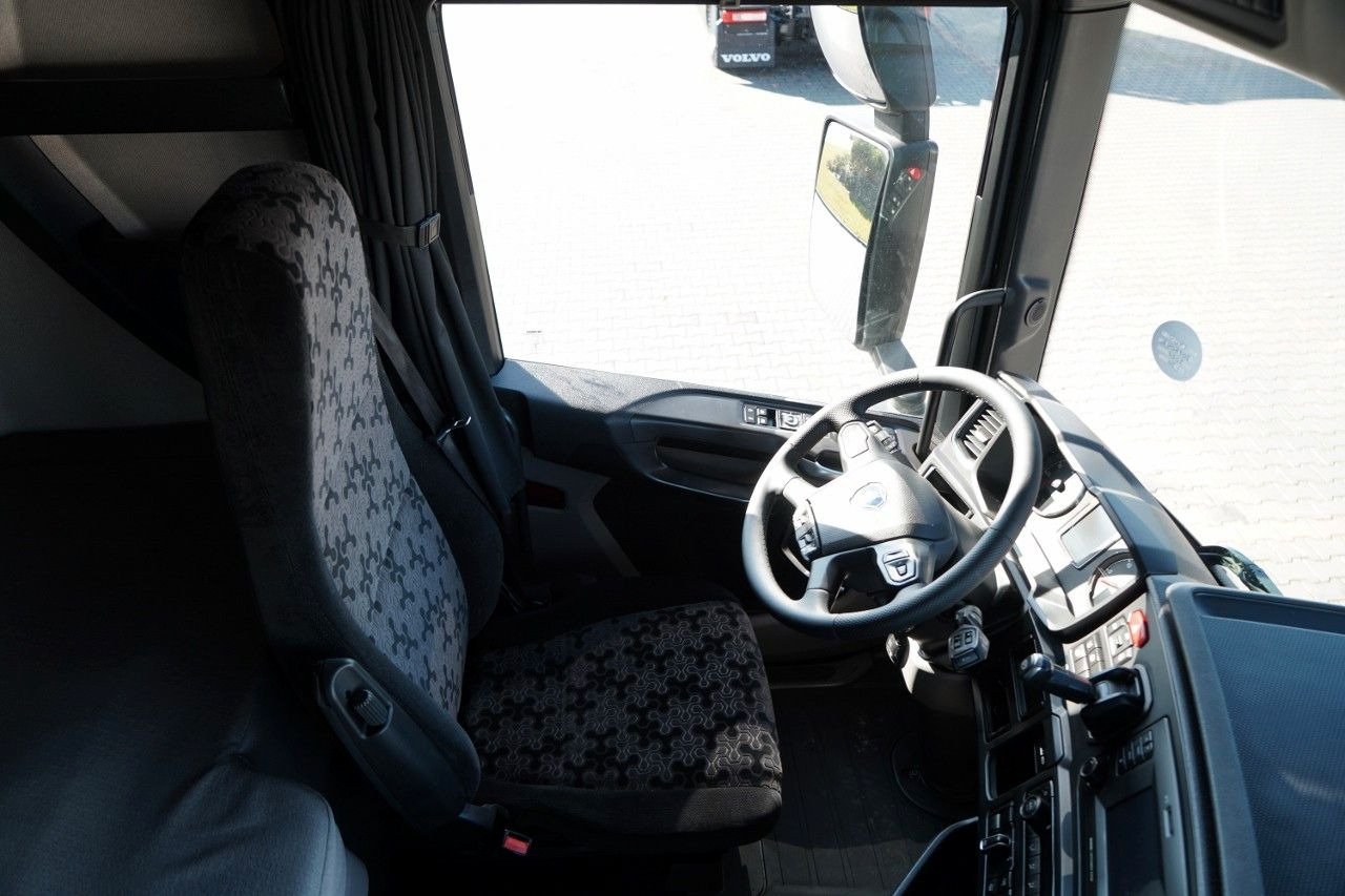 Tegljač Scania S 500 / RETARDER / I-PARK COOL / FULL AIRMATIC: slika 27 Tegljač Scania S 500 / RETARDER / I-PARK COOL / FULL AIRMATIC: slika 27