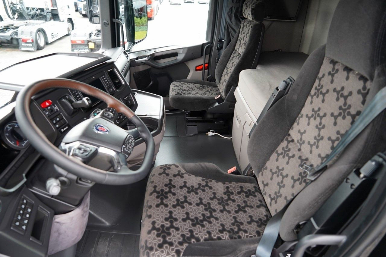 Lizing  Scania S 500 / RETARDER / I-PARK COOL / NAVI / PO KONTR Scania S 500 / RETARDER / I-PARK COOL / NAVI / PO KONTR: slika 12