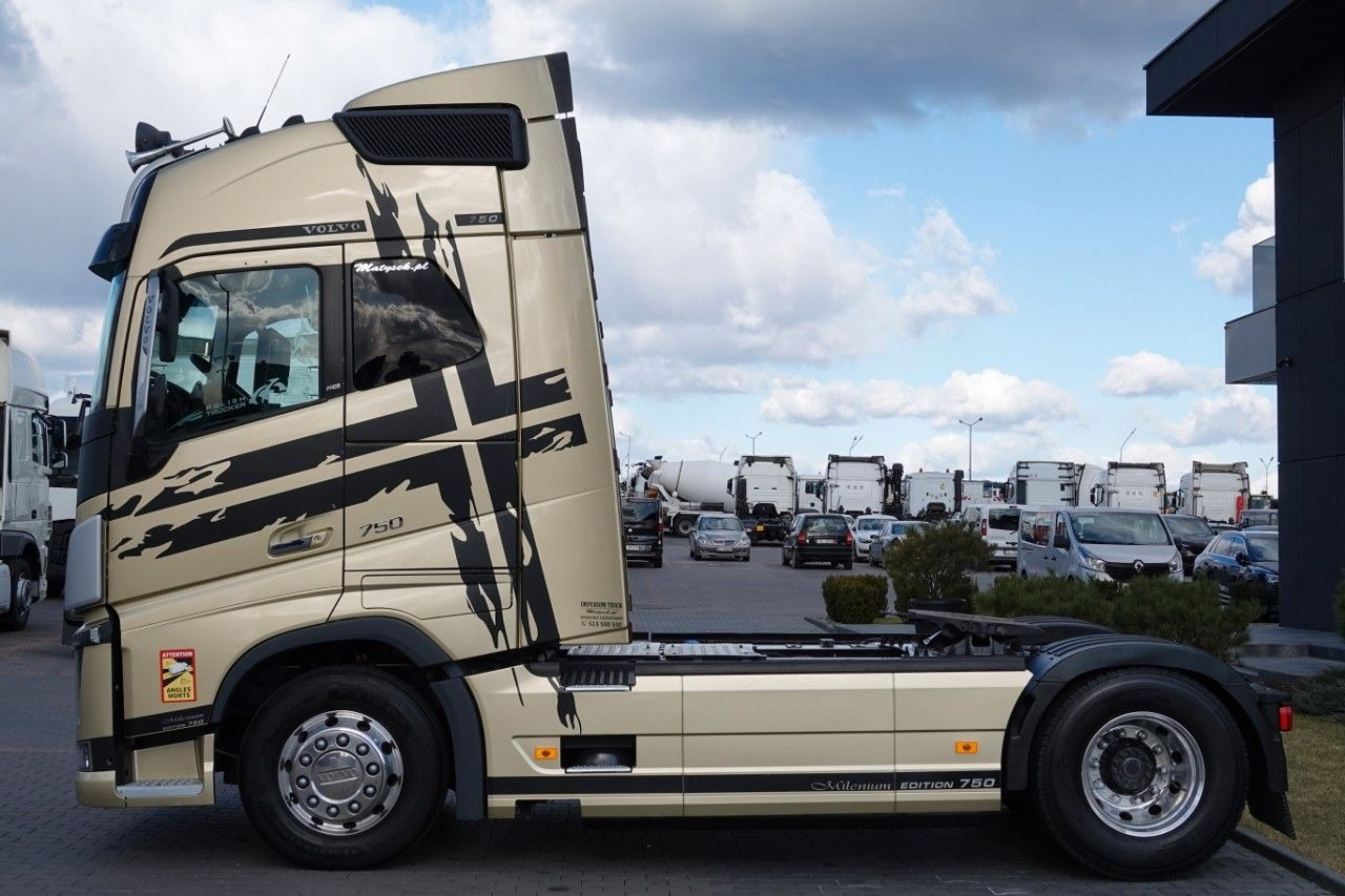 Volvo FH 750 / FH 16 / I-PARK COOL / TV / SKÓRY / ALUF - Tegljač: slika 3 Volvo FH 750 / FH 16 / I-PARK COOL / TV / SKÓRY / ALUF - Tegljač: slika 3