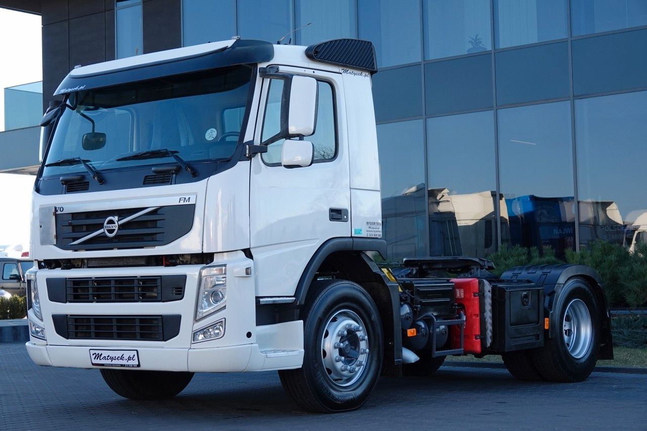 Volvo FM 380 / PEŁNY ADR / DZIENNA NISKA KABINA / EURO - Tegljač: slika 1 Volvo FM 380 / PEŁNY ADR / DZIENNA NISKA KABINA / EURO - Tegljač: slika 1