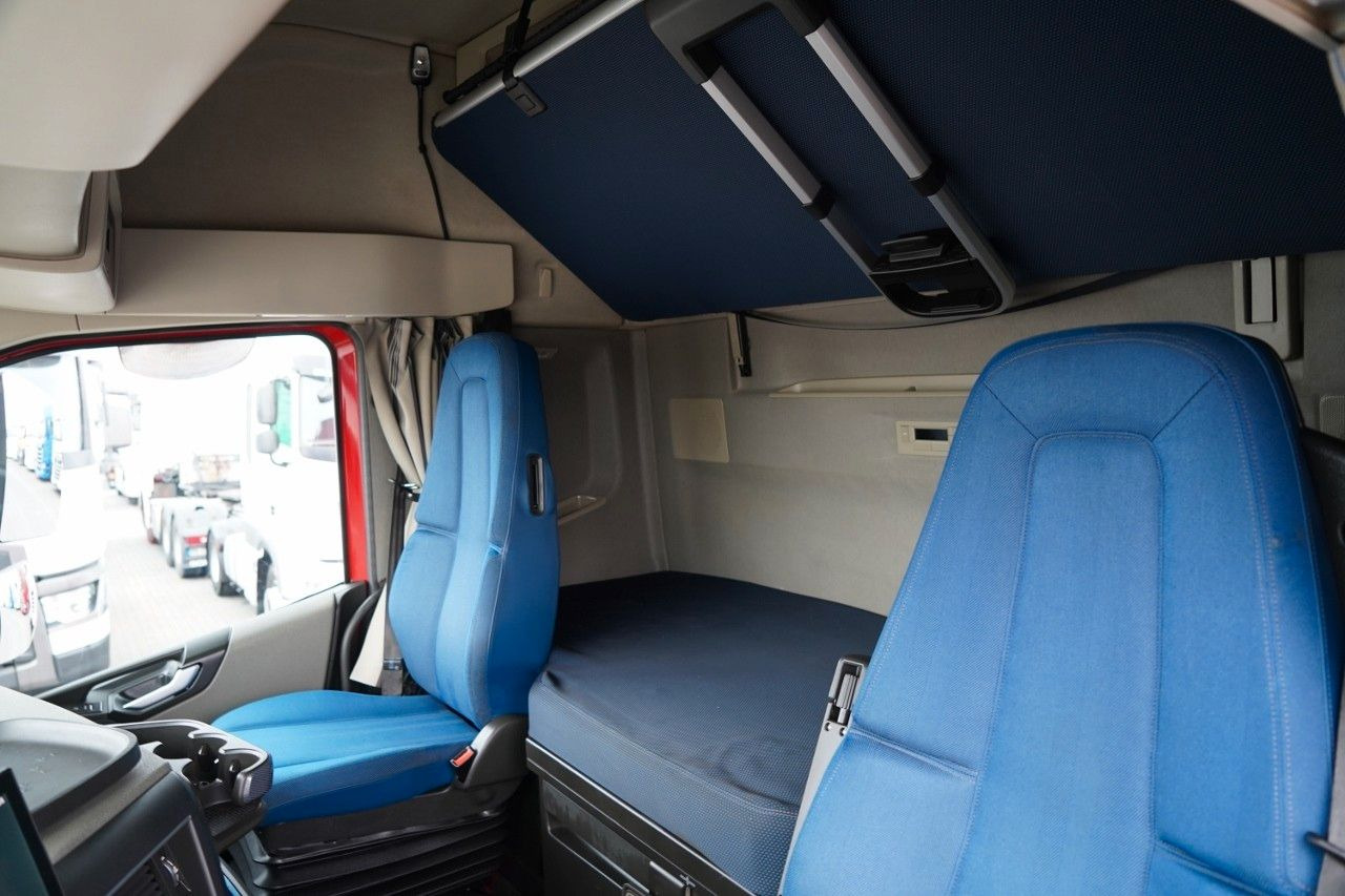 Lizing  Volvo FH 460 / ZESTAW TANDEM / 120 M3 / PRZEJAZDOWY / Volvo FH 460 / ZESTAW TANDEM / 120 M3 / PRZEJAZDOWY /: slika 34 Lizing  Volvo FH 460 / ZESTAW TANDEM / 120 M3 / PRZEJAZDOWY / Volvo FH 460 / ZESTAW TANDEM / 120 M3 / PRZEJAZDOWY /: slika 34