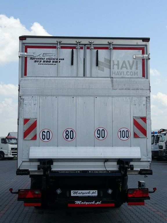Wielton PLANDEX/REFRIDGERATOR/19 PALLETS/TK TS300/7,55 M - Prikolica hladnjače: slika 4 Wielton PLANDEX/REFRIDGERATOR/19 PALLETS/TK TS300/7,55 M - Prikolica hladnjače: slika 4