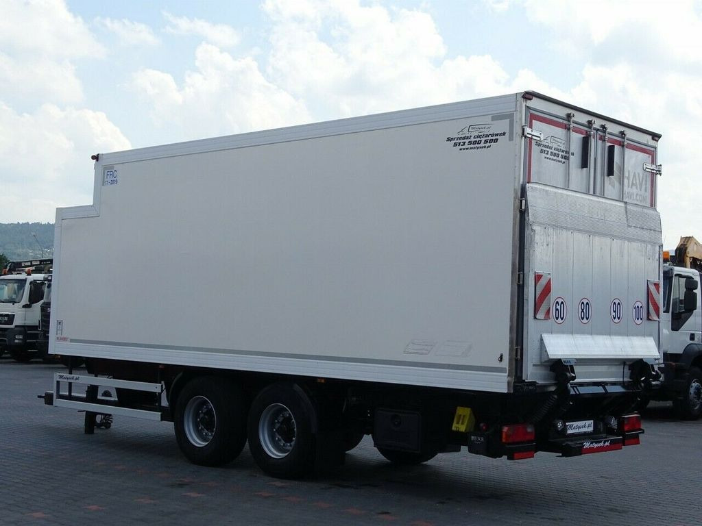 Wielton PLANDEX/REFRIDGERATOR/19 PALLETS/TK TS300/7,55 M - Prikolica hladnjače: slika 3 Wielton PLANDEX/REFRIDGERATOR/19 PALLETS/TK TS300/7,55 M - Prikolica hladnjače: slika 3