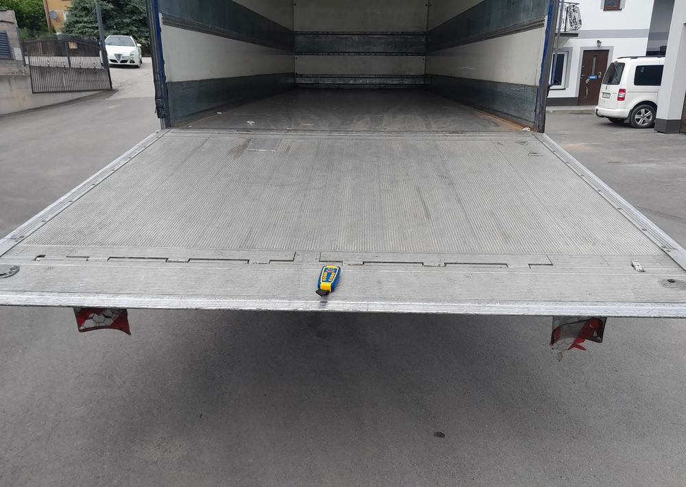 MAN TGM 15.340/ 18.340 kontener / - Kamion sa zatvorenim sandukom: slika 5 MAN TGM 15.340/ 18.340 kontener / - Kamion sa zatvorenim sandukom: slika 5