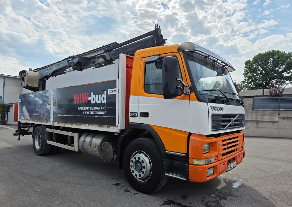 Volvo FM7 - Kamion sa tovarnim sandukom, Kamion sa dizalicom: slika 2 Volvo FM7 - Kamion sa tovarnim sandukom, Kamion sa dizalicom: slika 2