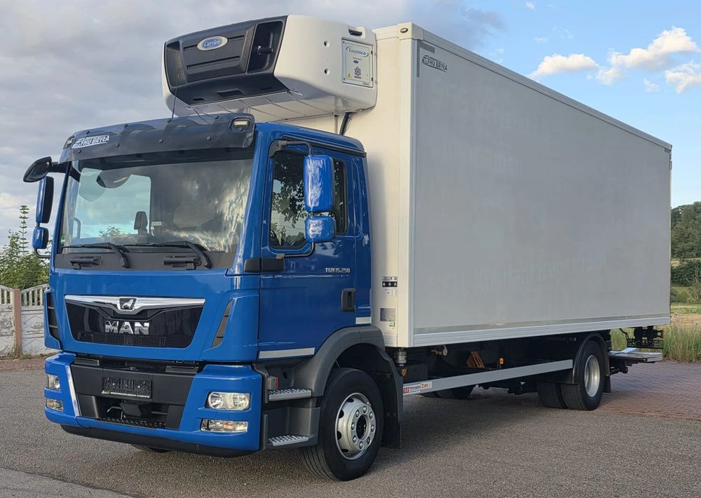 MAN TGM 15.250 / CHŁODNIA / WINDA / 2018 ROK / 230 TYŚ KM / BOCZNE DRZWI / AUTOMAT / SPROWADZONY / E6 / 18  EUROPALET/ - Hladnjača: slika 1 MAN TGM 15.250 / CHŁODNIA / WINDA / 2018 ROK / 230 TYŚ KM / BOCZNE DRZWI / AUTOMAT / SPROWADZONY / E6 / 18  EUROPALET/ - Hladnjača: slika 1