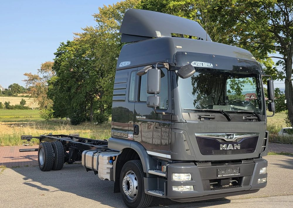 MAN TGM 15.290 / RAMA DO ZABUDOWY / AUTOMAT / SPROWADZONY / E6 / LIFT / ROZSTAW OSI 5.5M / LAWETA / POMOC DROGOWA / STAN BARDZO DOBRY/ - Kamion sa golom šasijom i zatvorenom kabinom: slika 1 MAN TGM 15.290 / RAMA DO ZABUDOWY / AUTOMAT / SPROWADZONY / E6 / LIFT / ROZSTAW OSI 5.5M / LAWETA / POMOC DROGOWA / STAN BARDZO DOBRY/ - Kamion sa golom šasijom i zatvorenom kabinom: slika 1