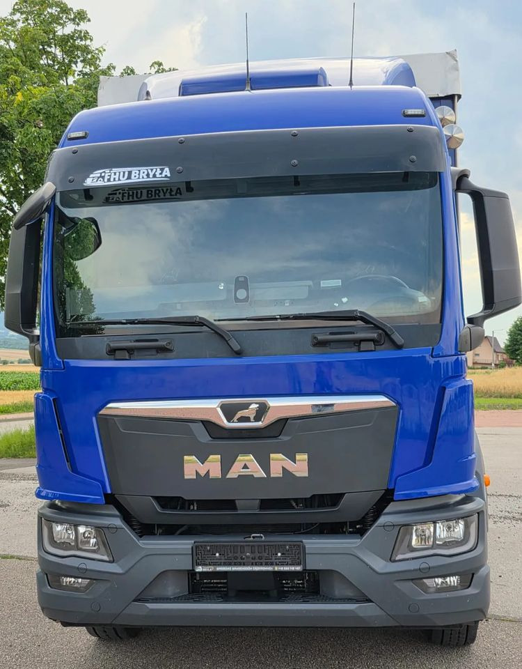 MAN TGM 18.320 / 18.290 / NOWY MODEL / E6 / 20PALET / 9200 ŁADOWNOŚĆ / SERWISOWANY / NISKI PRZEBIEG / WINDA / FIRANKA / SPROWADZONY / 2021 / NISKI PRZEBIEG /PIERWSZY WŁAŚCICIEL/ - Kamion sa ceradom: slika 3 MAN TGM 18.320 / 18.290 / NOWY MODEL / E6 / 20PALET / 9200 ŁADOWNOŚĆ / SERWISOWANY / NISKI PRZEBIEG / WINDA / FIRANKA / SPROWADZONY / 2021 / NISKI PRZEBIEG /PIERWSZY WŁAŚCICIEL/ - Kamion sa ceradom: slika 3
