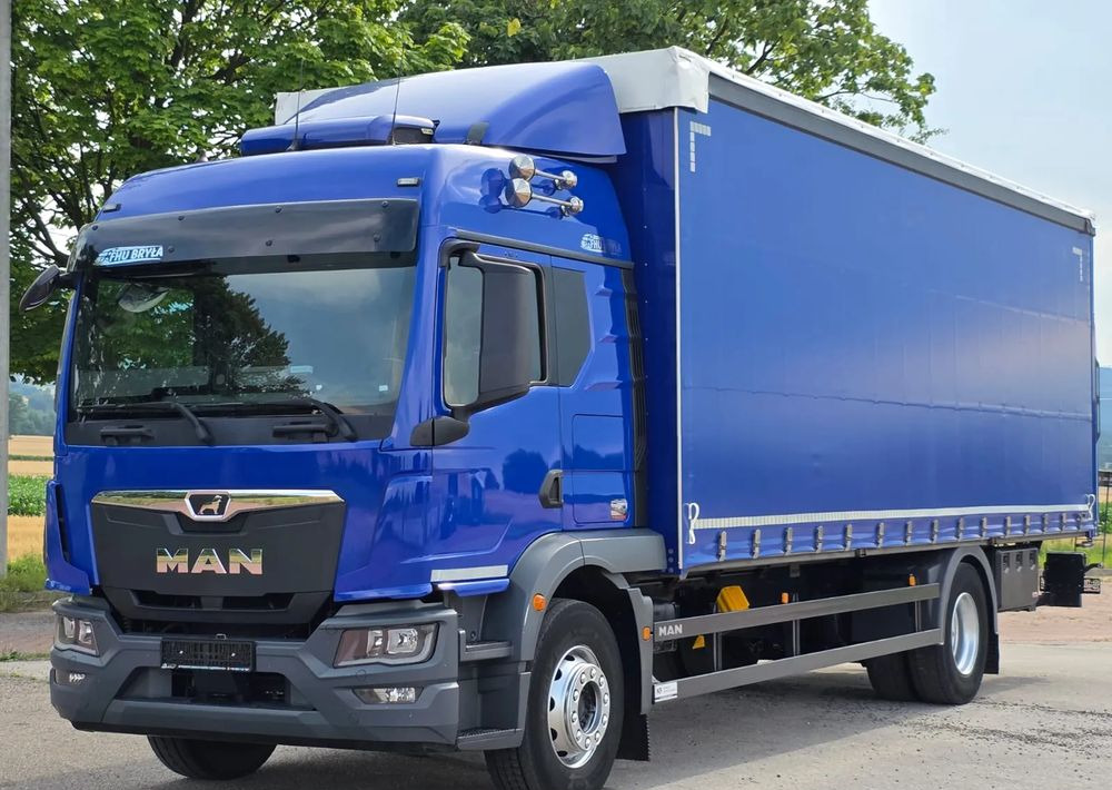 MAN TGM 18.320 / 18.290 / NOWY MODEL / E6 / 20PALET / 9200 ŁADOWNOŚĆ / SERWISOWANY / NISKI PRZEBIEG / WINDA / FIRANKA / SPROWADZONY / 2021 / NISKI PRZEBIEG /PIERWSZY WŁAŚCICIEL/ - Kamion sa ceradom: slika 2 MAN TGM 18.320 / 18.290 / NOWY MODEL / E6 / 20PALET / 9200 ŁADOWNOŚĆ / SERWISOWANY / NISKI PRZEBIEG / WINDA / FIRANKA / SPROWADZONY / 2021 / NISKI PRZEBIEG /PIERWSZY WŁAŚCICIEL/ - Kamion sa ceradom: slika 2